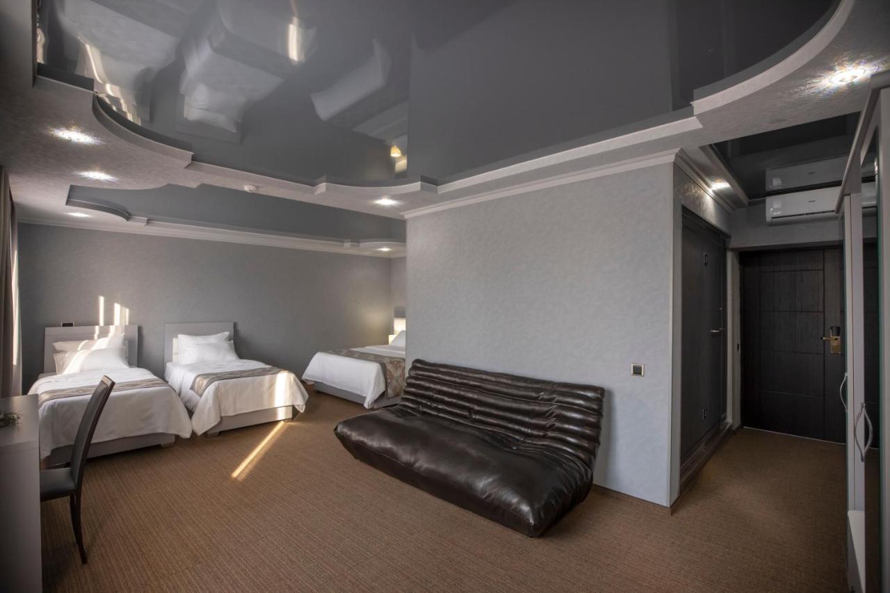 Georgia Gold Hotel Gori Bagian luar foto