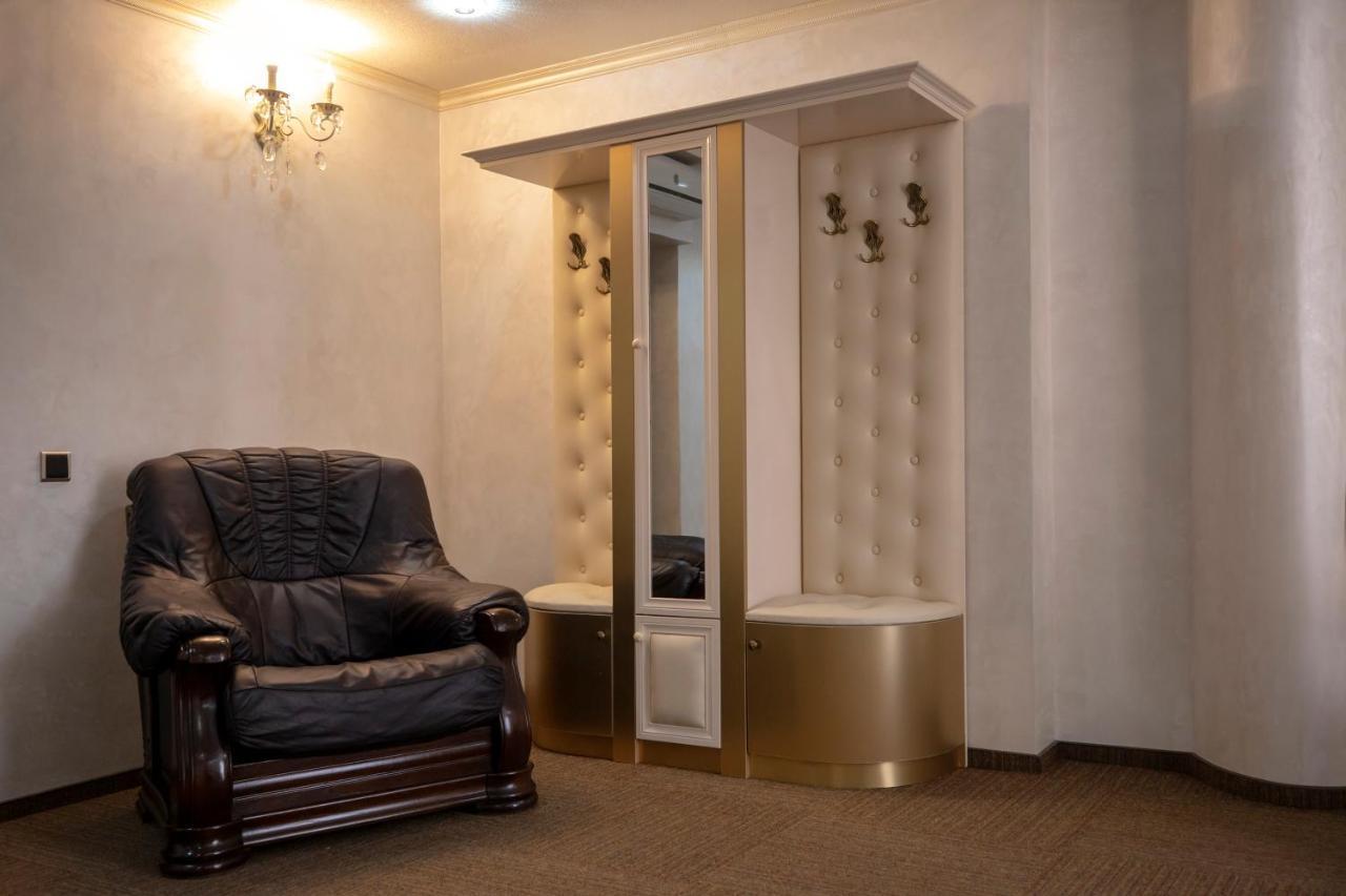 Georgia Gold Hotel Gori Bagian luar foto